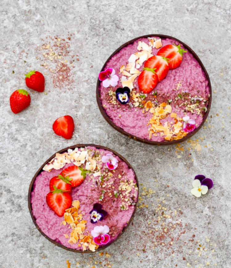 keto smoothie bowls for breakfast