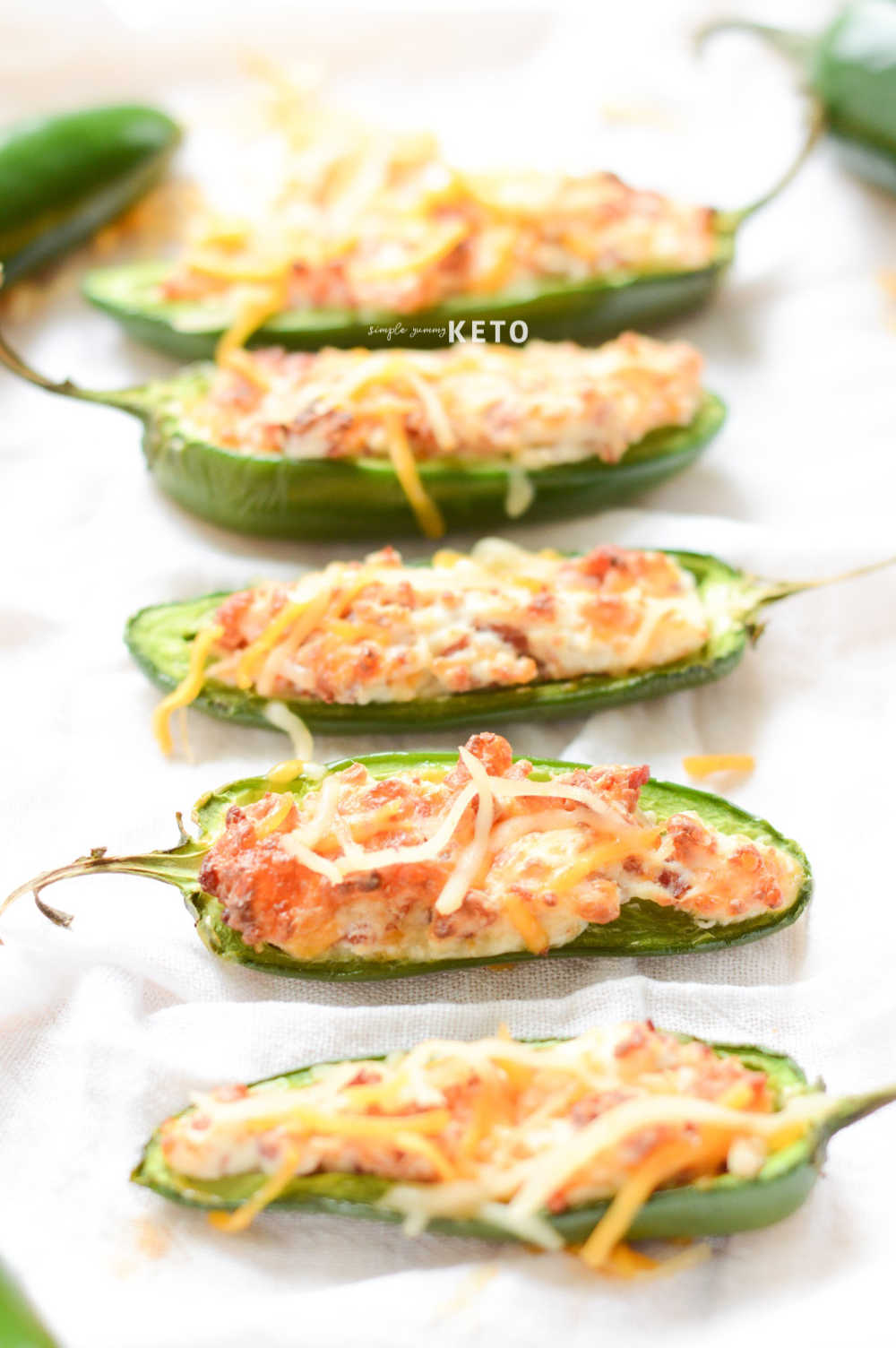 keto and low carb jalapeño poppers