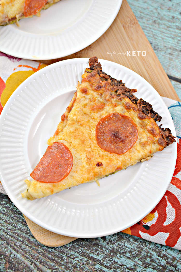 keto and low carb pizza with zucchini crust